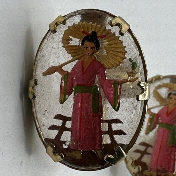 Vintage Geisha Earrings Clip On Twist On Hand Painted Gold Oval Earrings - Picture 5 of 9